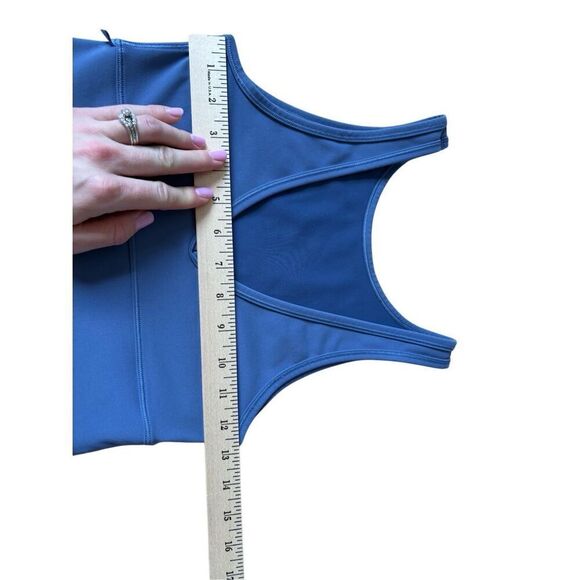 Lululemon Power Pivot Tank Everlux SIZE 4 Blue Athletic - Picture 3 of 4